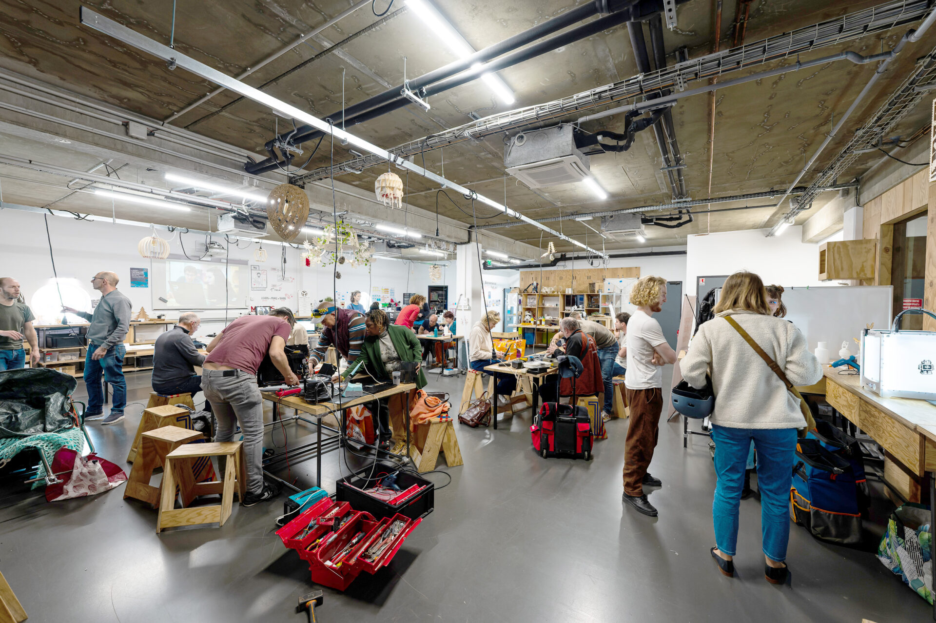 Affiche de Labby Hour – FabLab