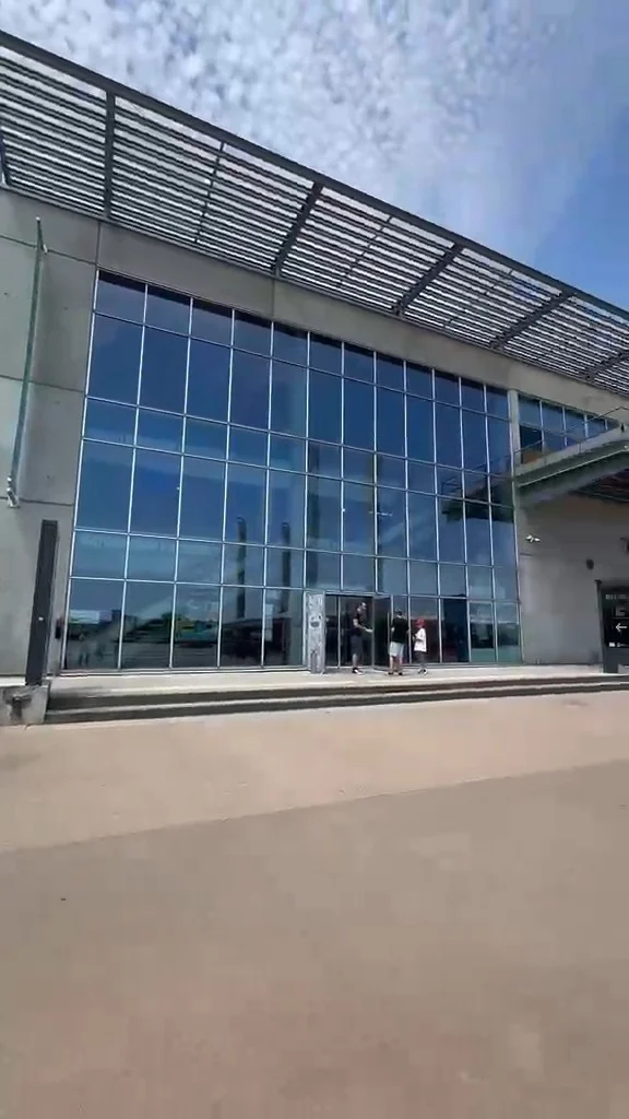 Nous arrivons déjà dans les 15 derniers jours de l’exposition LUNE à Cap Sciences avant qu’elle ne s’envole vers Strasbourg chez les copains du Le Vaisseau !

Alors si vous ne l’avez toujours pas vu… C’est le moment de prendre vos billets pour un dernier alunissage 🚀

👉 L’exposition est présentée jusqu’au dimanche 30 août 2026 à Cap Sciences.

Merci aux élèves de 2nde qui ont réalisé cette vidéo dans le cadre de leur stage à Cap Sciences ! 👏